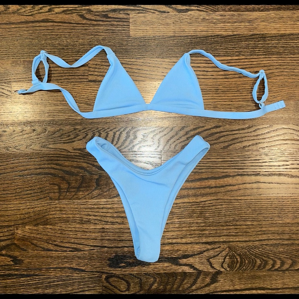 PacSun light blue triangle bikini!